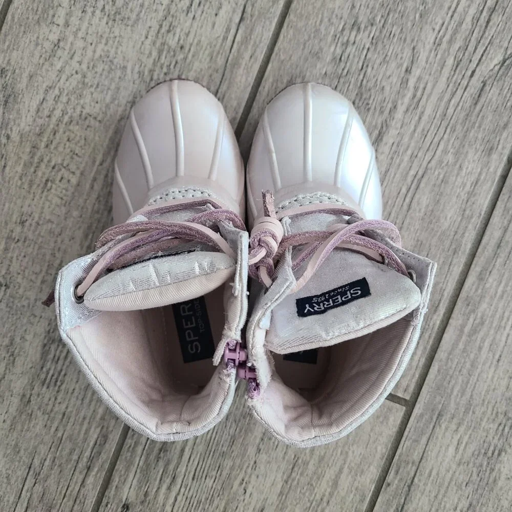Sperry Saltwater duck boots blush pink little girls 8M
